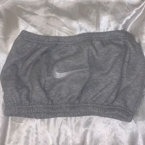 Best 25+ Deals for Nike Tube Top | Poshmark